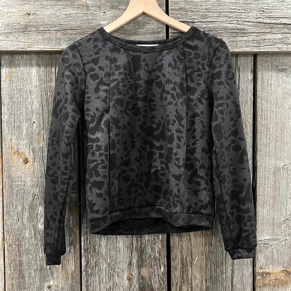 LOYD/FORD Abstract Animal Print Black Silver Shimmer Pullover Long Sleeve Top